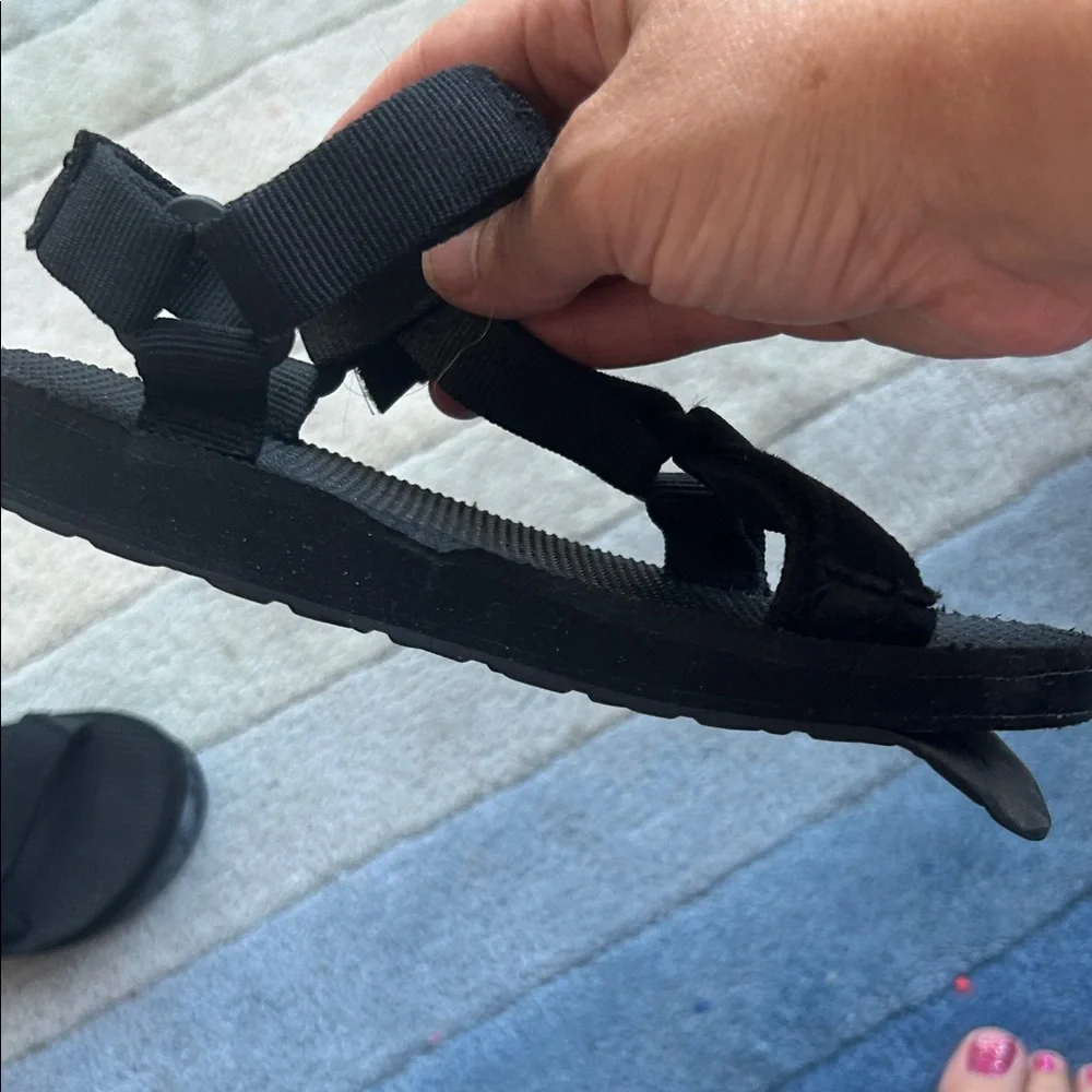 Teva Kids Black Sandals - Picture 10 of 11